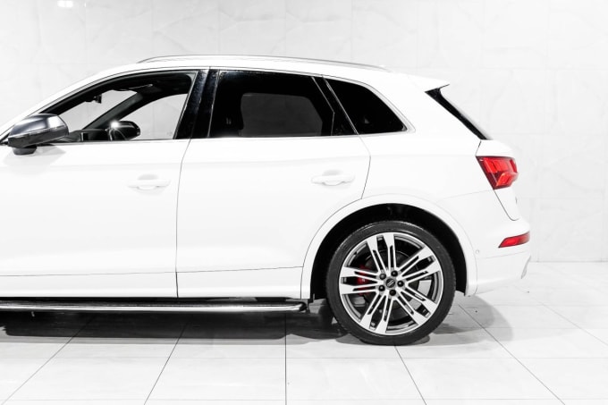 2025 Audi Sq5