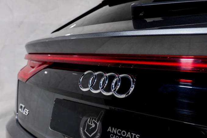 2025 Audi Q8