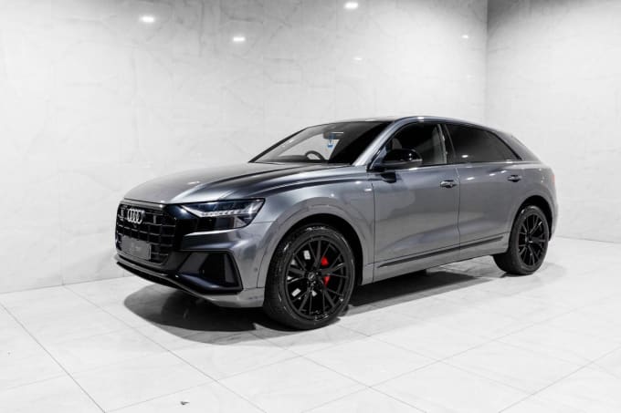 2025 Audi Q8