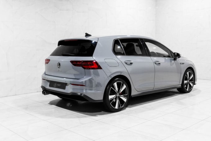 2025 Volkswagen Golf