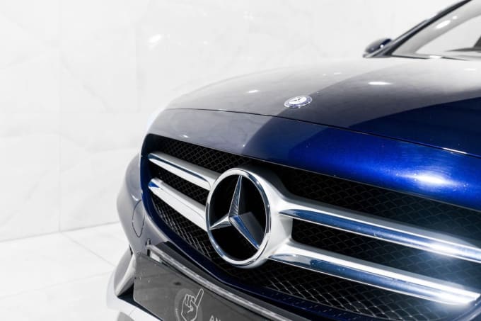 2025 Mercedes-benz C-class