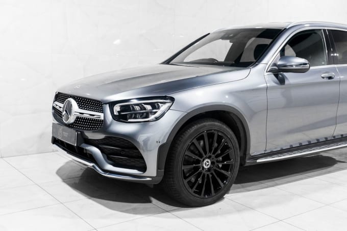 2025 Mercedes-benz Glc