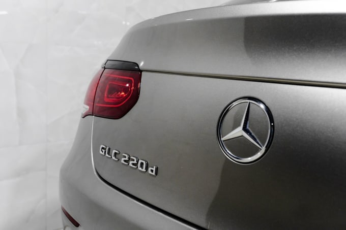 2025 Mercedes-benz Glc