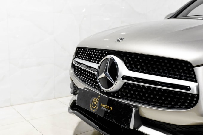 2025 Mercedes-benz Glc