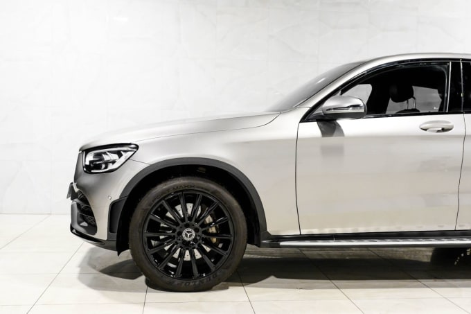 2025 Mercedes-benz Glc