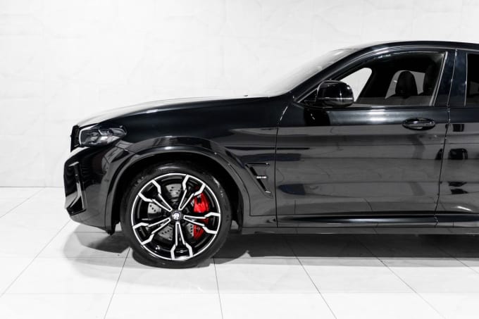 2025 BMW X4 M