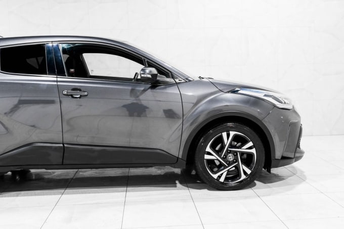 2025 Toyota C-hr