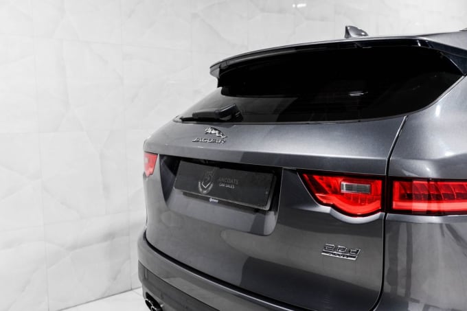 2016 Jaguar F-pace