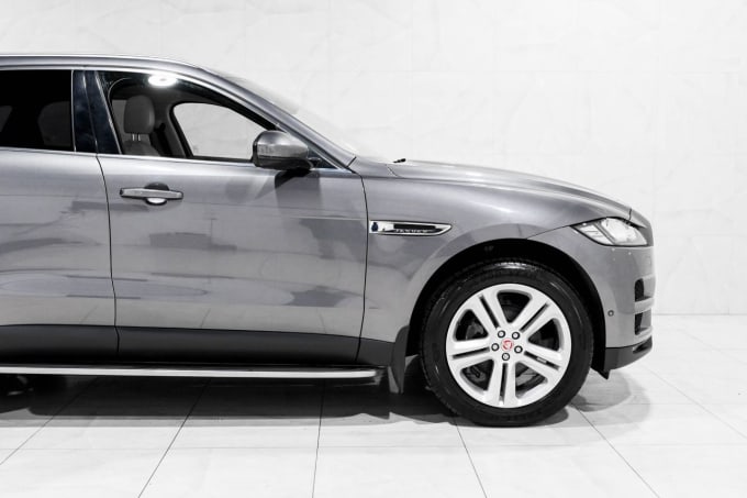 2016 Jaguar F-pace