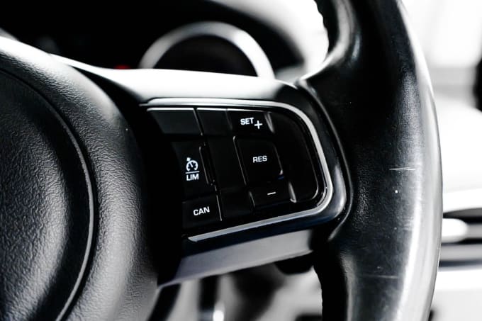 2016 Jaguar F-pace