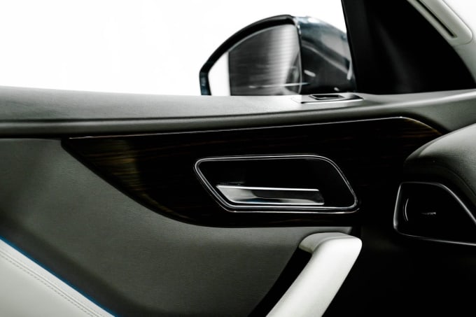 2016 Jaguar F-pace