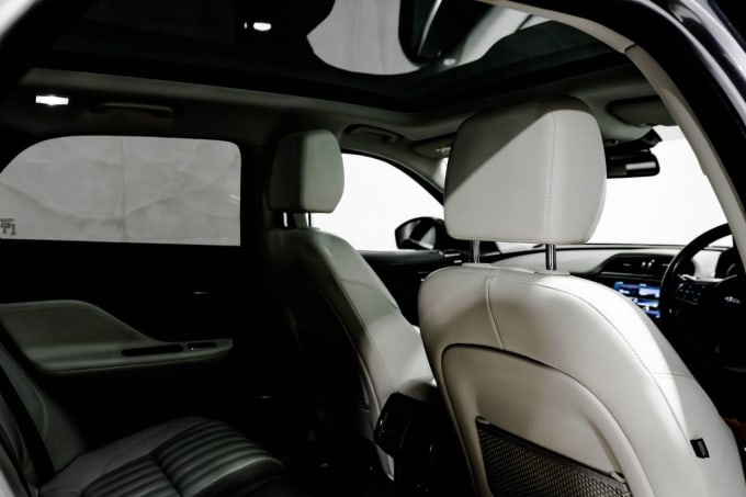 2016 Jaguar F-pace