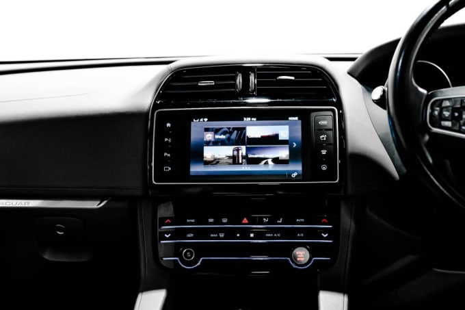 2016 Jaguar F-pace