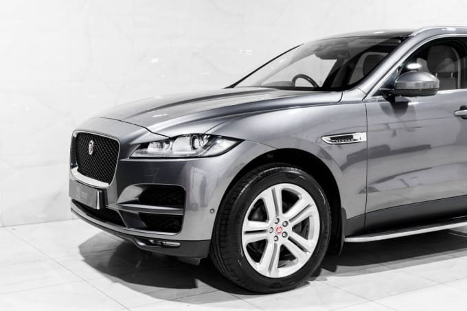 2016 Jaguar F-pace