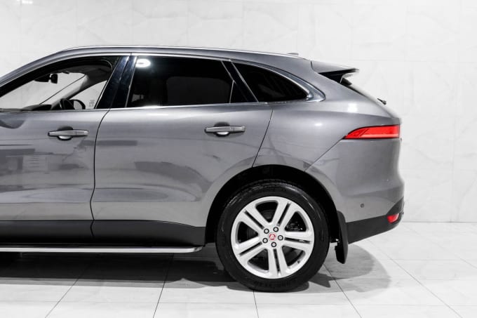 2016 Jaguar F-pace
