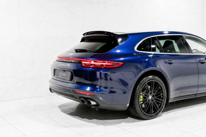 2025 Porsche Panamera