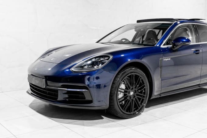 2025 Porsche Panamera