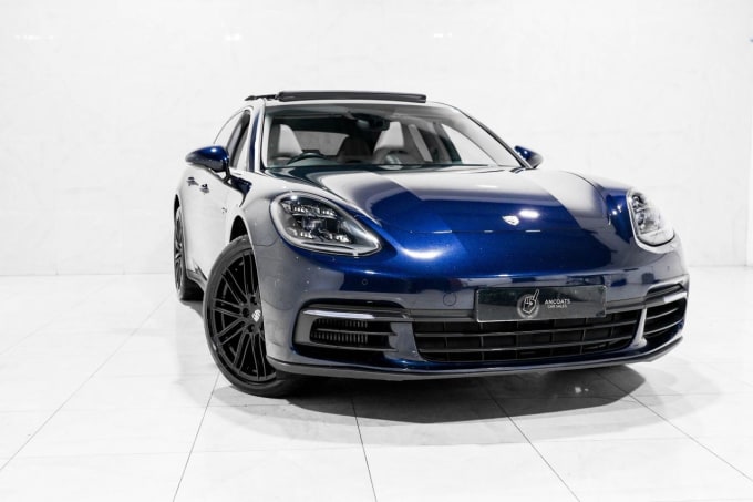 2025 Porsche Panamera