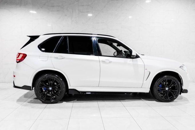 2025 BMW X5