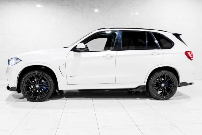 2025 BMW X5