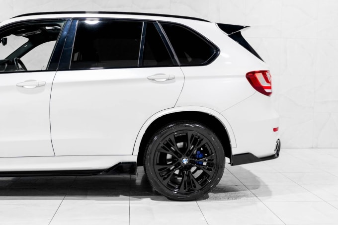 2025 BMW X5