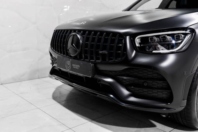 2025 Mercedes-benz Glc