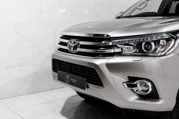 2025 Toyota Hi-lux