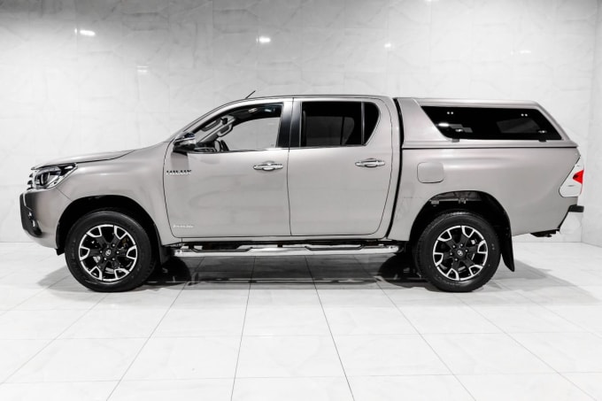 2025 Toyota Hi-lux