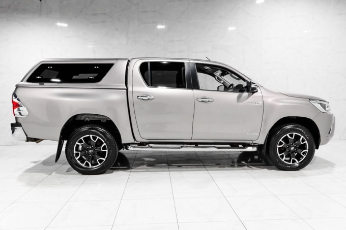 2025 Toyota Hi-lux