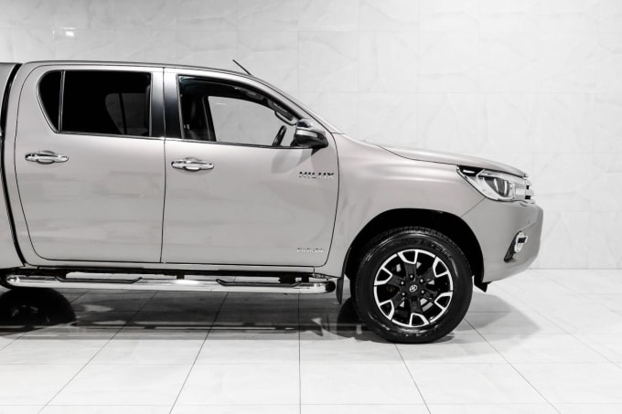 2025 Toyota Hi-lux