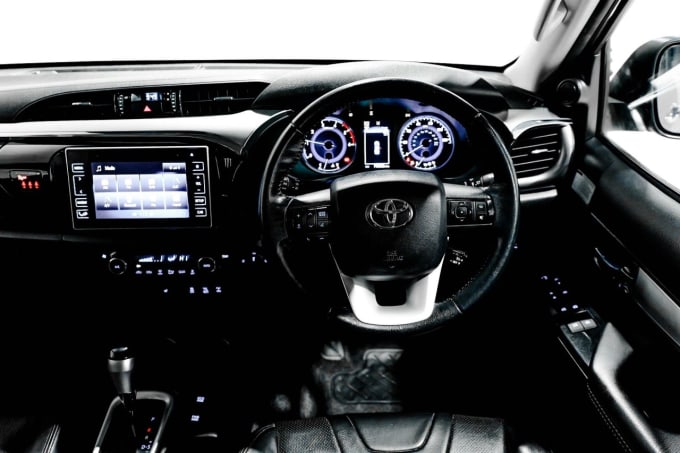 2025 Toyota Hi-lux
