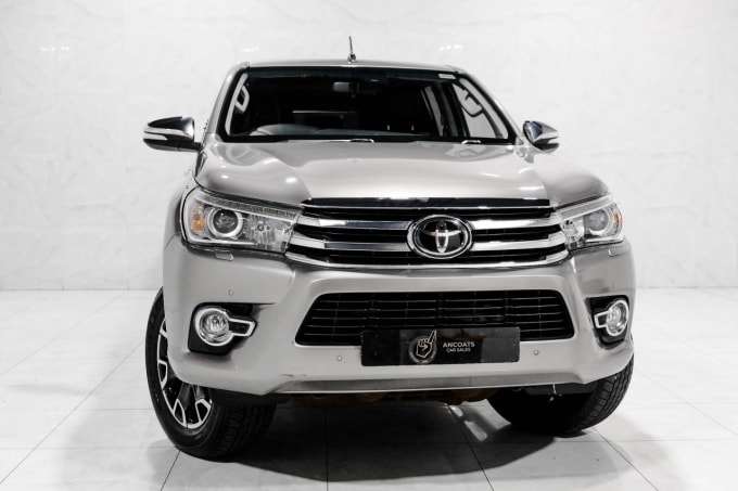 2025 Toyota Hi-lux