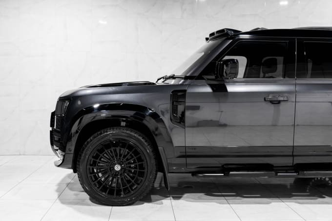 2025 Land Rover Defender