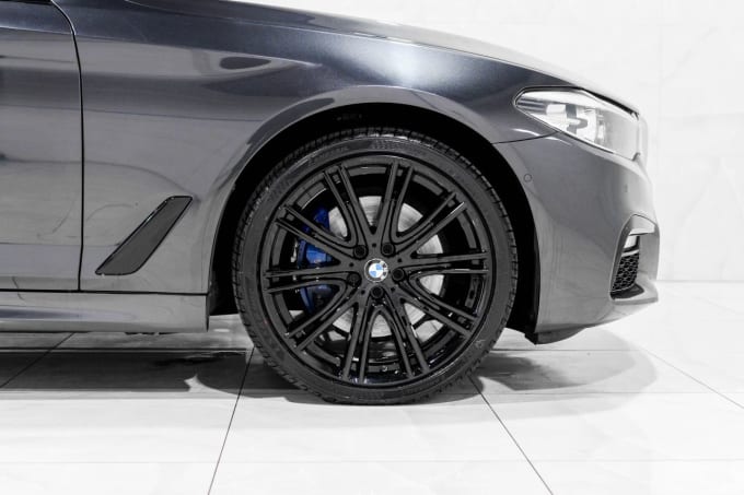 2025 BMW 5 Series