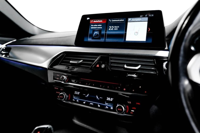 2025 BMW 5 Series