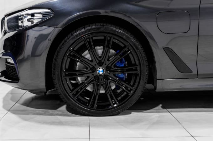 2025 BMW 5 Series