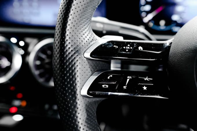 2025 Mercedes-benz Cla