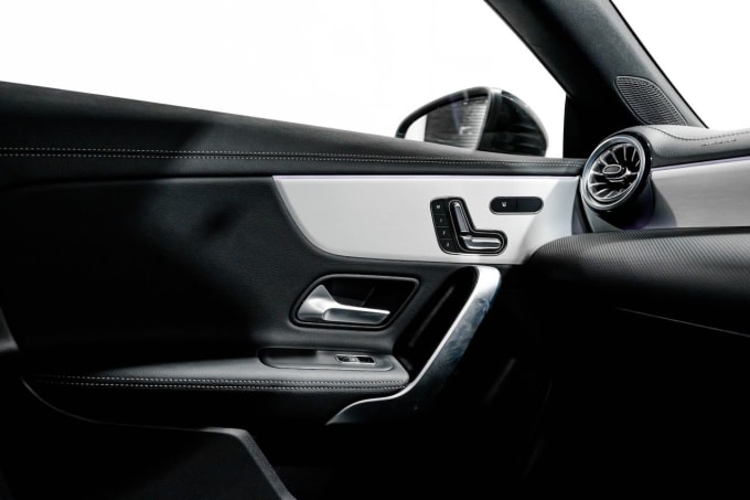 2025 Mercedes-benz Cla