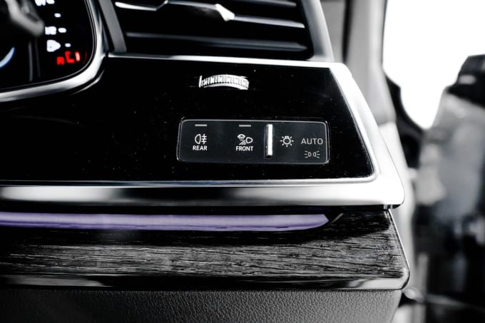2025 Audi Rsq8