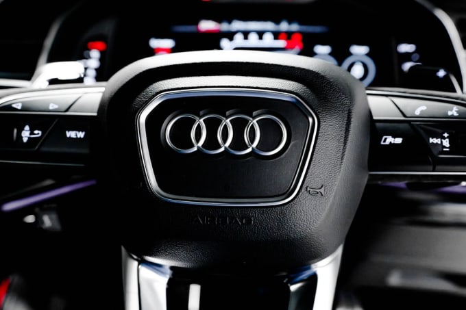 2025 Audi Rsq8