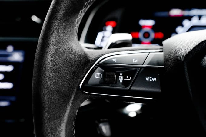 2025 Audi Rsq8