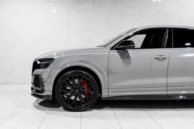 2025 Audi Rsq8