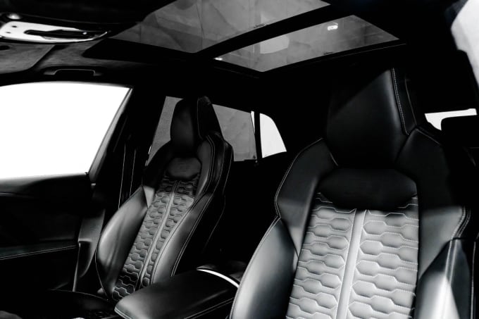 2025 Audi Rsq8
