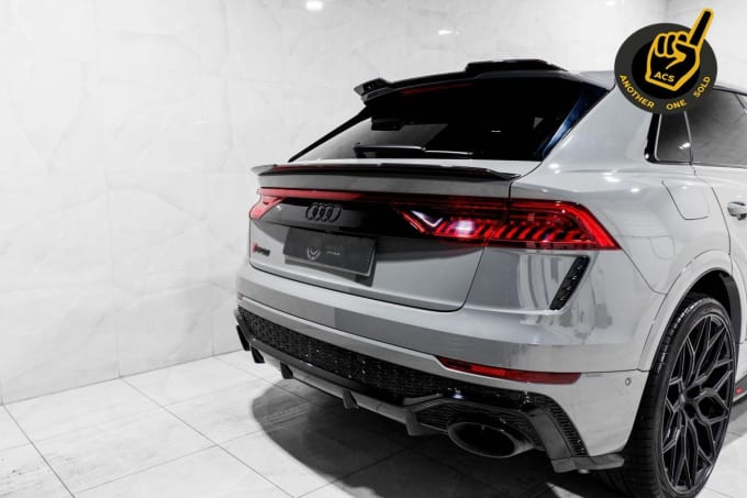 2025 Audi Rsq8