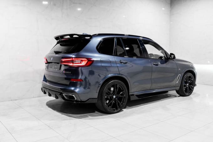 2025 BMW X5