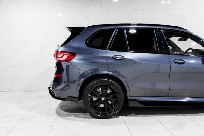 2025 BMW X5