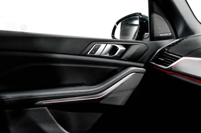 2025 BMW X5