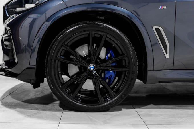 2025 BMW X5