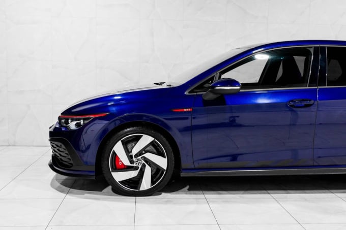 2025 Volkswagen Golf