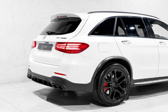 2025 Mercedes-benz Glc